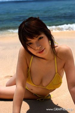 来自俄罗斯的美国女RAPPER